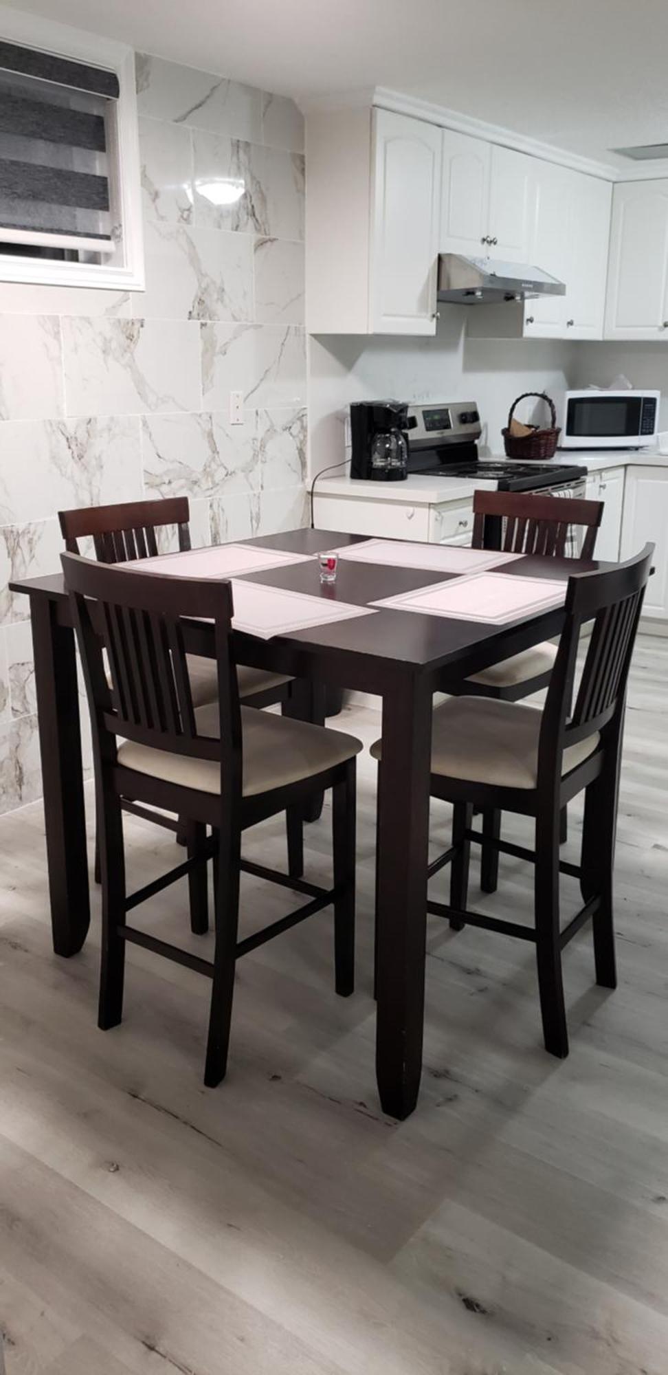2 Bedroom Luxury Apartment Γκελφ Εξωτερικό φωτογραφία